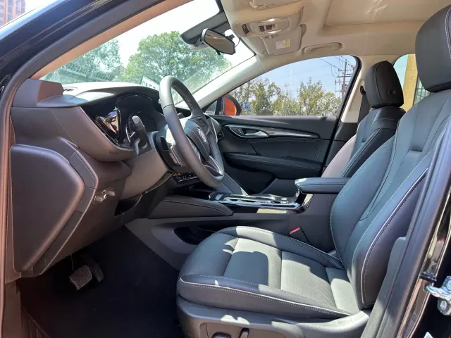 Buick Envision S — Фото автомобиля 4