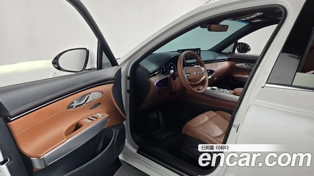 Genesis GV70 — Фото автомобиля 15