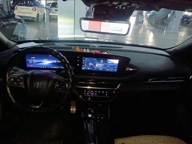 Buick Angyang — Фото автомобиля 5
