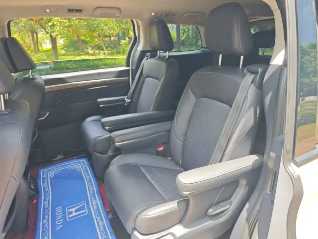 GAC Trumpchi M8 — Фото автомобиля 10