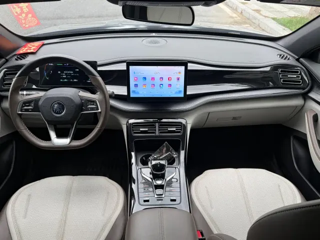 BYD Qin PLUS — Фото автомобиля 7