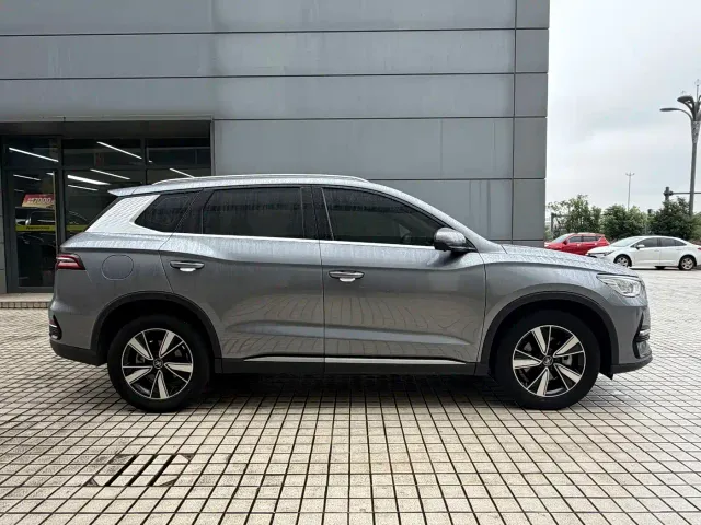 BYD Song Pro — Фото автомобиля 7