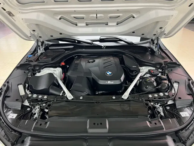 BMW 5 Series — Фото автомобиля 25