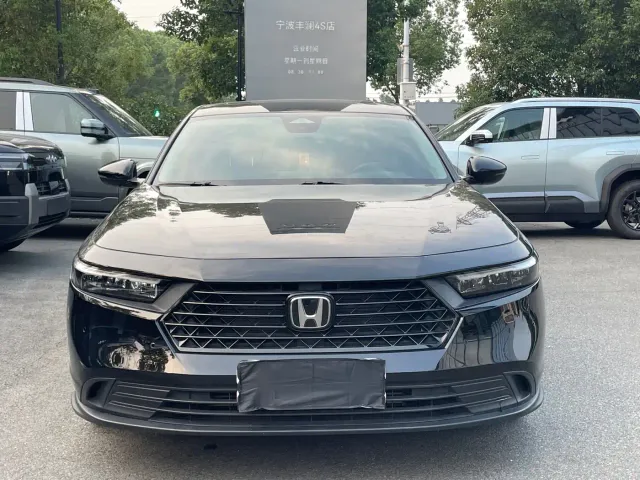 Honda Accord — Фото автомобиля 2