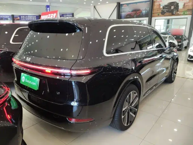 Li Auto L9 — Фото автомобиля 4