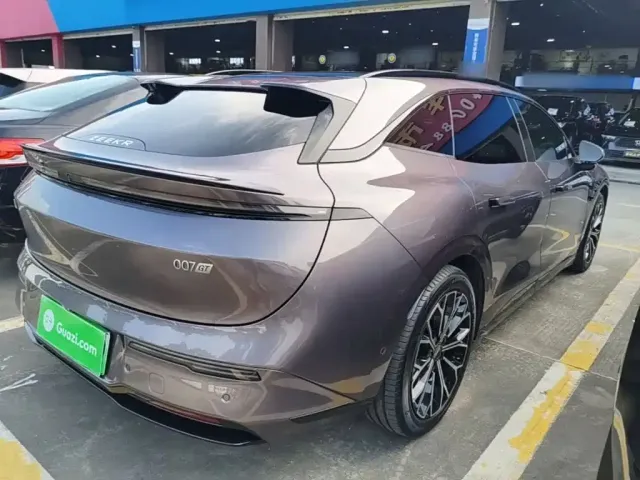 Zeekr 007 GT — Фото автомобиля 6