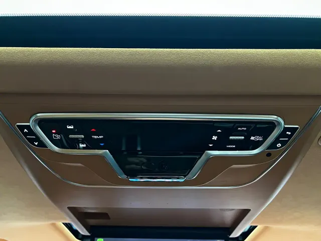 Wey Alpine — Фото автомобиля 24