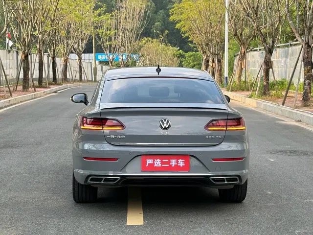 Volkswagen CC — Фото автомобиля 8