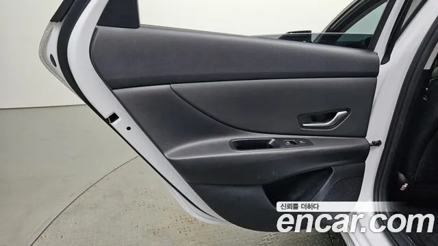 Hyundai Avante CN7 — Фото автомобиля 25