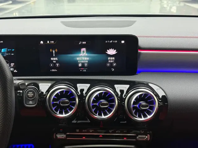 Mercedes-Benz A-Class AMG — Фото автомобиля 11