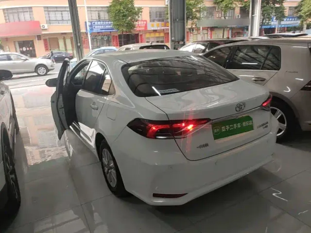 Toyota Corolla — Фото автомобиля 4
