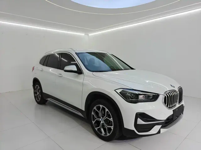 BMW X1 — Фото автомобиля 3
