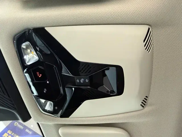 BMW X1 — Фото автомобиля 14