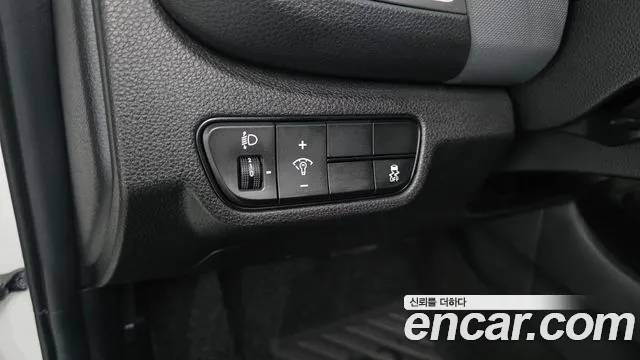 Kia Seltos — Фото автомобиля 18