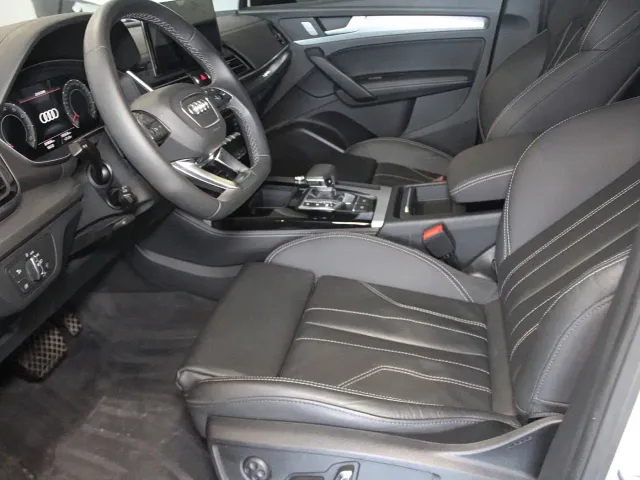 Audi Audi Q5L 2024 Model 40 TFSI Fashion Dynamic — Фото автомобиля 14