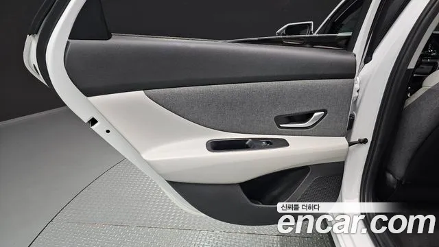 Hyundai Avante — Фото автомобиля 14