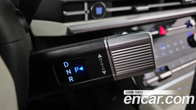 Hyundai Santa Fe MX5 — Фото автомобиля 11