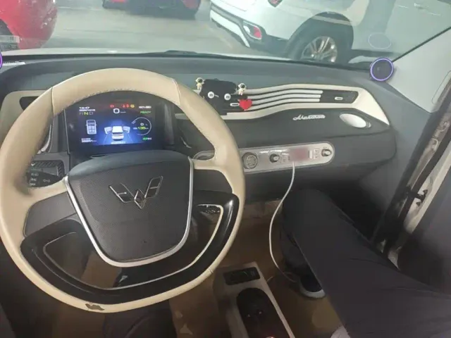 Wuling Hongguang Mini EV — Фото автомобиля 9