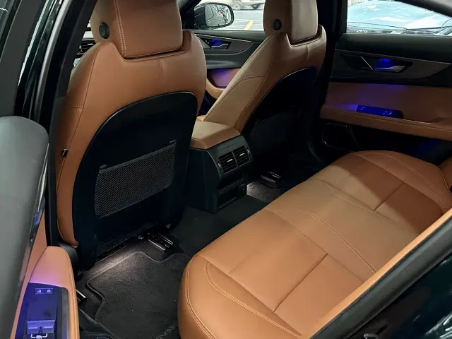 Jaguar XEL — Фото автомобиля 5