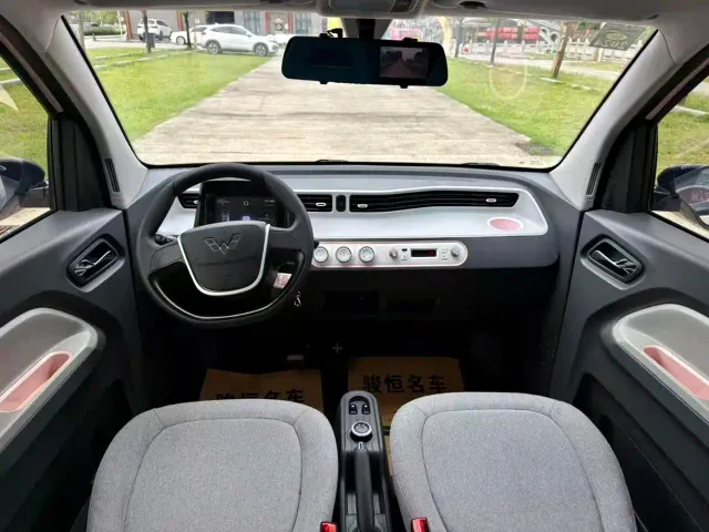 Wuling Hongguang Mini EV — Фото автомобиля 9