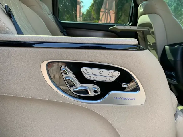 Mercedes-Benz V-Class — Фото автомобиля 29