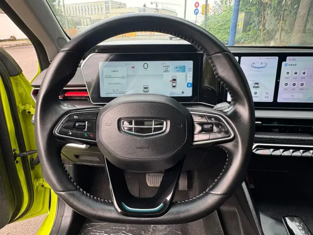 Geely Binrui — Фото автомобиля 5