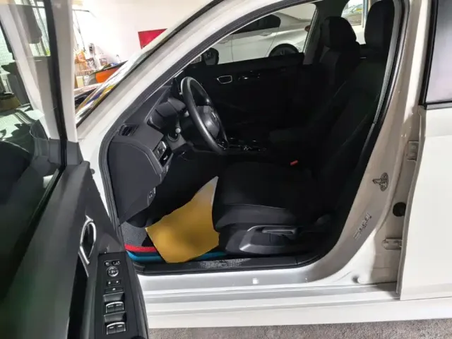 Honda Civic — Фото автомобиля 14