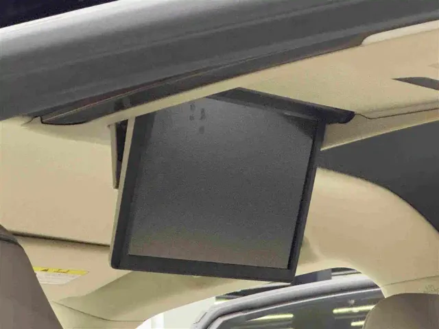 Toyota Alphard — Фото автомобиля 21