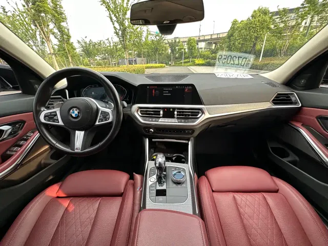 BMW 3 Series — Фото автомобиля 8