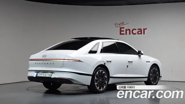 Hyundai Grandeur — Фото автомобиля 2