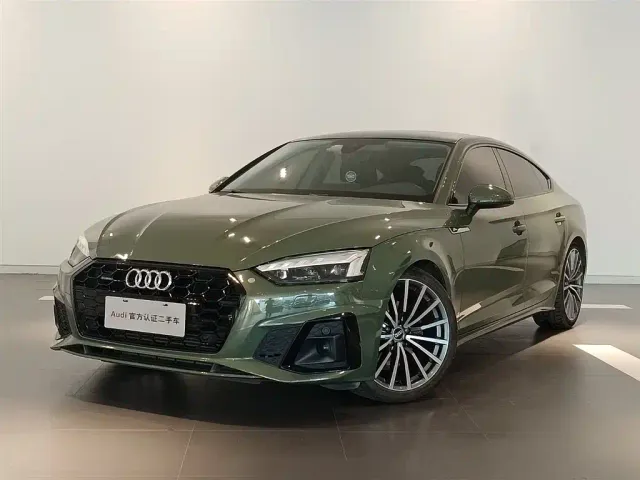 Фотография автомобиля — Audi A5