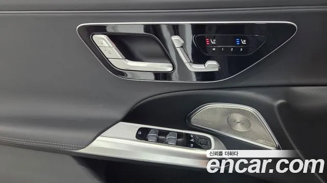 Mercedes-Benz E-Class W214 — Фото автомобиля 12