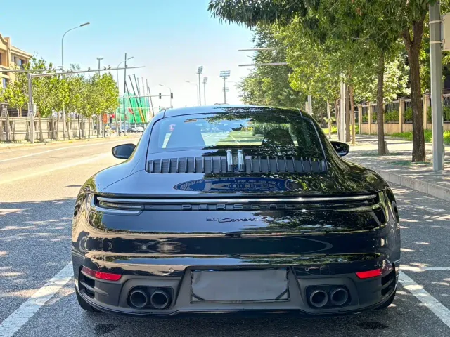 Porsche 911 — Фото автомобиля 6
