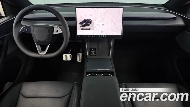 Tesla Model Y — Фото автомобиля 10