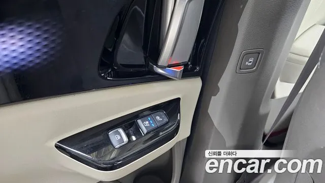 Kia Canival Carnival 4 поколение Бензин 7 мест Hi-Limousine — Фото автомобиля 18