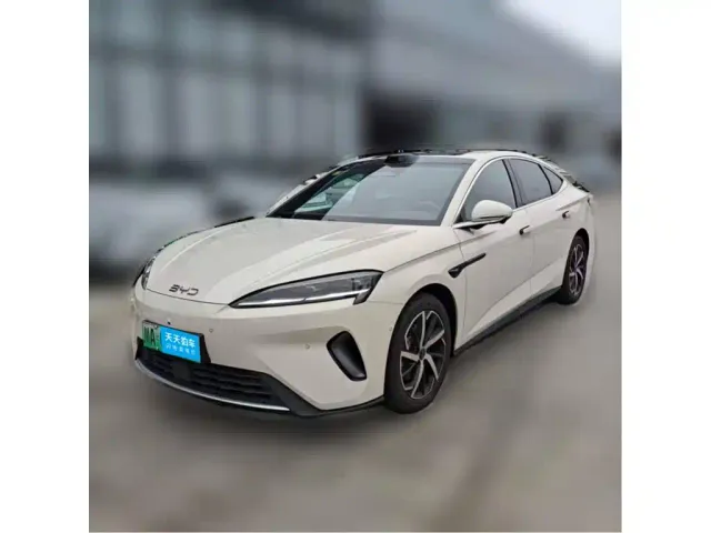 Фотография автомобиля — BYD Seal 07 DM-i