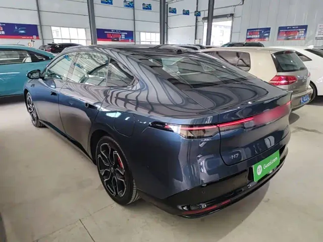 Nissan N7 — Фото автомобиля 4