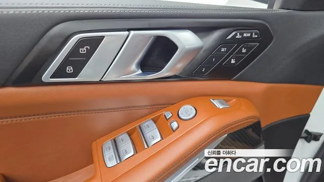 BMW X7 — Фото автомобиля 25