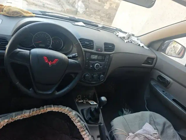 Wuling Hongguang — Фото автомобиля 12