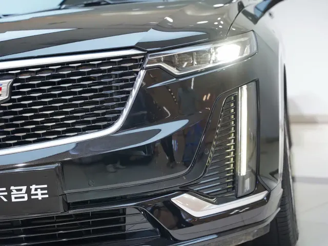 Cadillac XT6 — Фото автомобиля 7