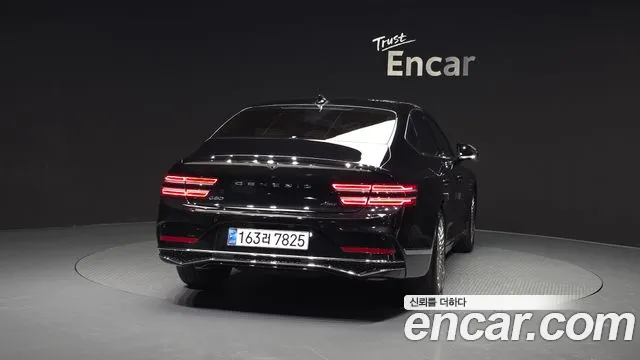 Genesis G80 Бензин 3.5 турбо AWD — Фото автомобиля 4