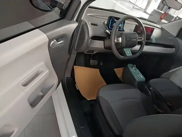 Changan Lumin — Фото автомобиля 15