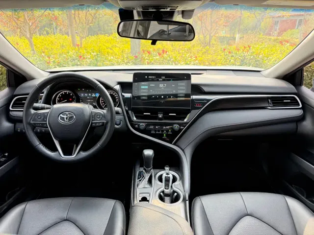 Toyota Camry — Фото автомобиля 18