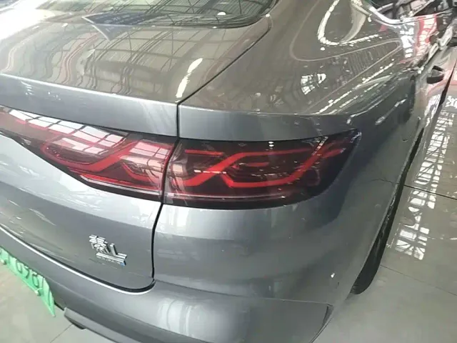 BYD Qin L — Фото автомобиля 7