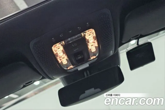 Mercedes-Benz EQA — Фото автомобиля 17
