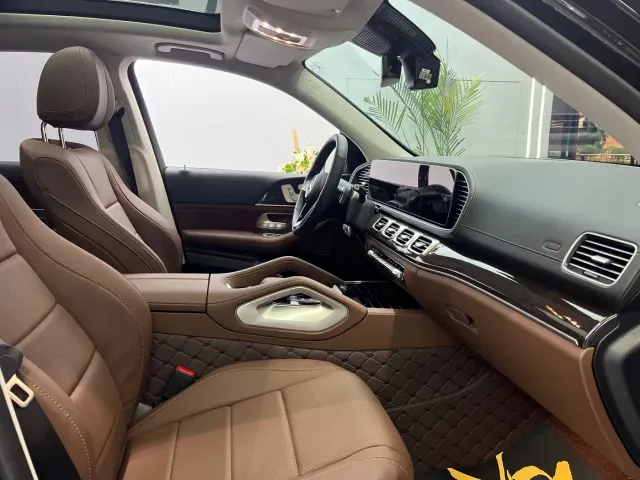Mercedes-Benz GLE-Class — Фото автомобиля 15