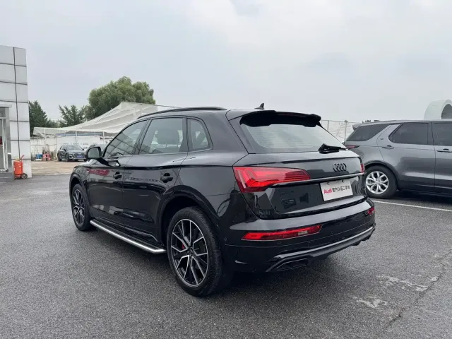 Audi Q5L — Фото автомобиля 7