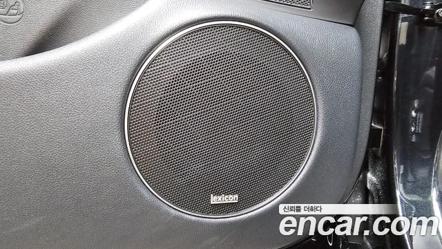 Genesis GV70 3.5T Бензин AWD — Фото автомобиля 26