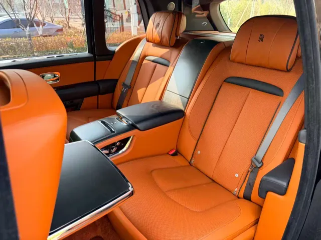 Rolls-Royce Cullinan — Фото автомобиля 5
