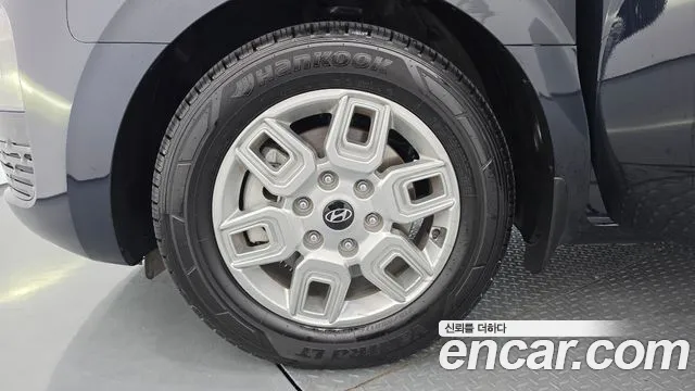 Hyundai Staria Staria Карго 5 мест — Фото автомобиля 5